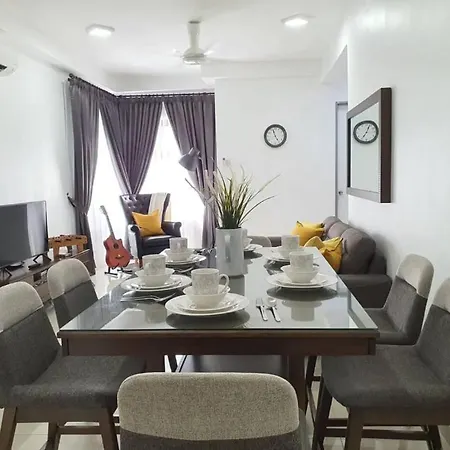 Rafflesia Condominium By Dahlia Homes Kuala Lumpur Luaran gambar