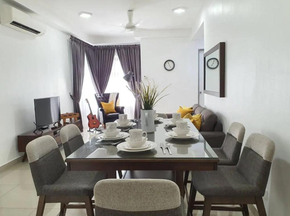 Rafflesia By Dahlia Homes